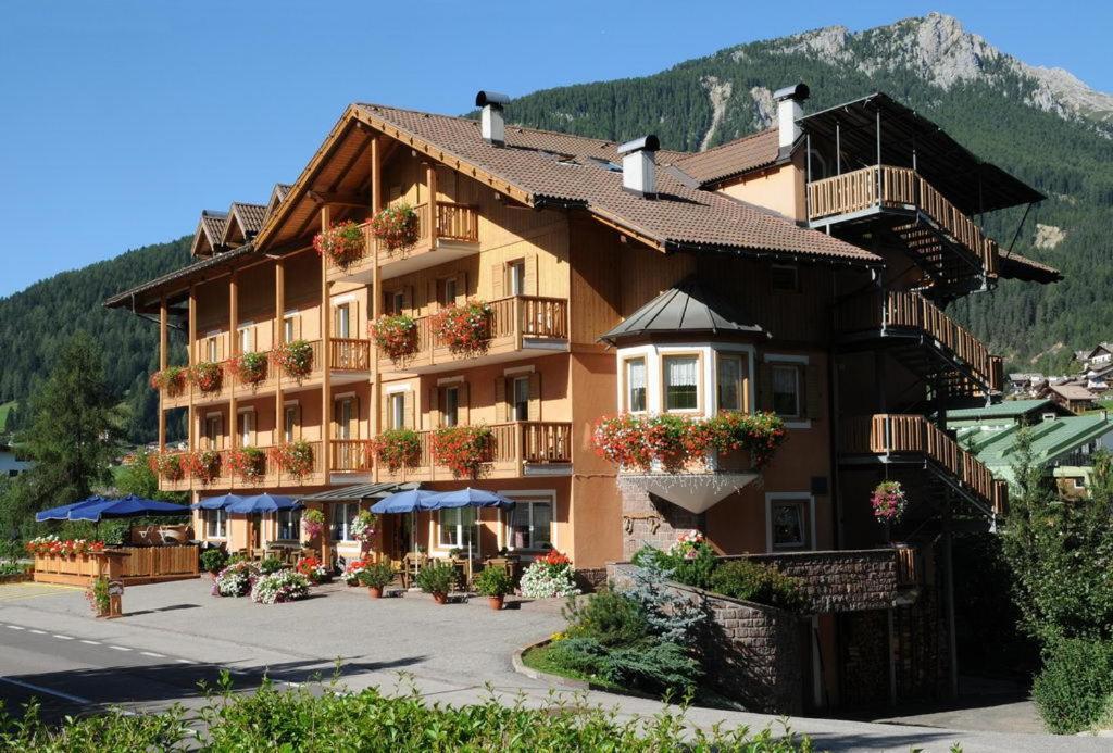Hotel Vallechiara Moena Exterior foto
